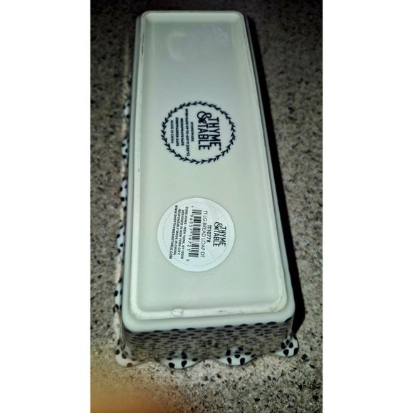 Thyme & Table Stoneware Loaf Pan polka dots with gold pinstripes. NEW - Picture 4 of 4